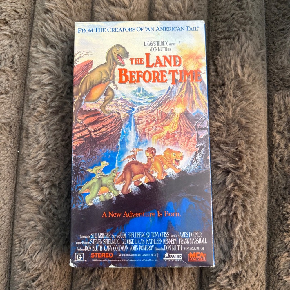 The Land Before Time‎ VHS Tape 1988 Family Entertainment Vintage Movie